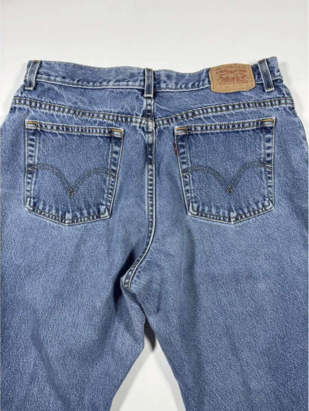 Levis 550 Classic Relaxed Fit Tapered Leg Jeans Medium Wash Blue 16 MIS L 31”
